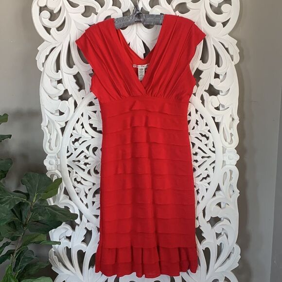 🆕Max Studio BodyCon Ruffle Red Dress - Picture 2 of 9